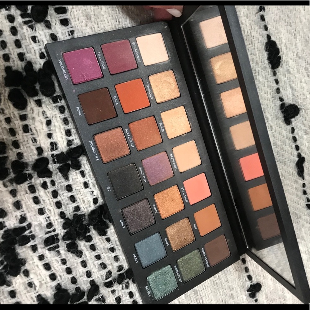 Urban decay born to run palette